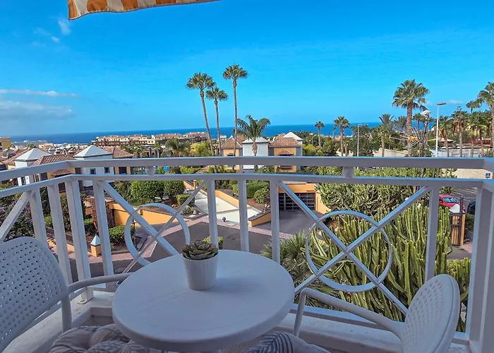 Beautiful El Duque 아파트