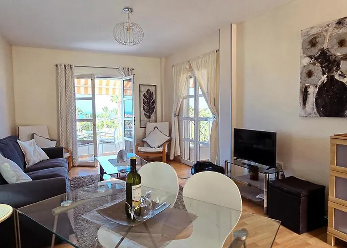 아파트 Beautiful El Duque